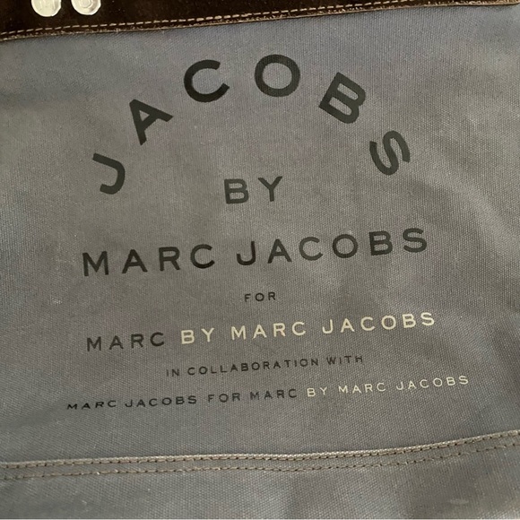 Jacobs by Marc Jacobs Top Zip Canvas Tote Bag Gray Canvas Suede Trim 17” X 11.5” - Picture 11 of 16